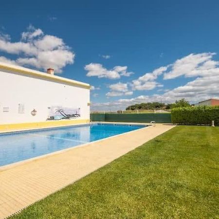 Apartment Alfarmar - Pool, Beach Only A Few Minutes Away Albufeira Eksteriør bilde
