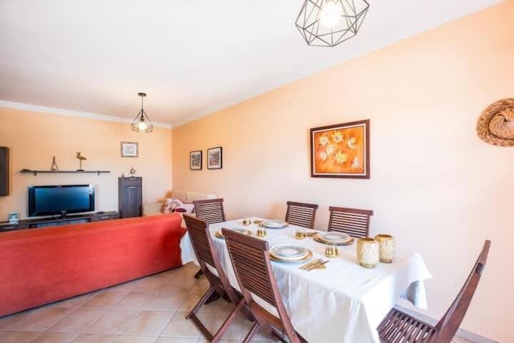 Apartment Alfarmar - Pool, Beach Only A Few Minutes Away Albufeira Eksteriør bilde