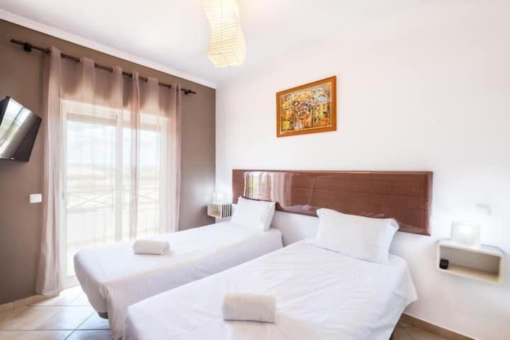 Apartment Alfarmar - Pool, Beach Only A Few Minutes Away Albufeira Eksteriør bilde