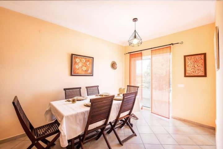 Apartment Alfarmar - Pool, Beach Only A Few Minutes Away Albufeira Eksteriør bilde